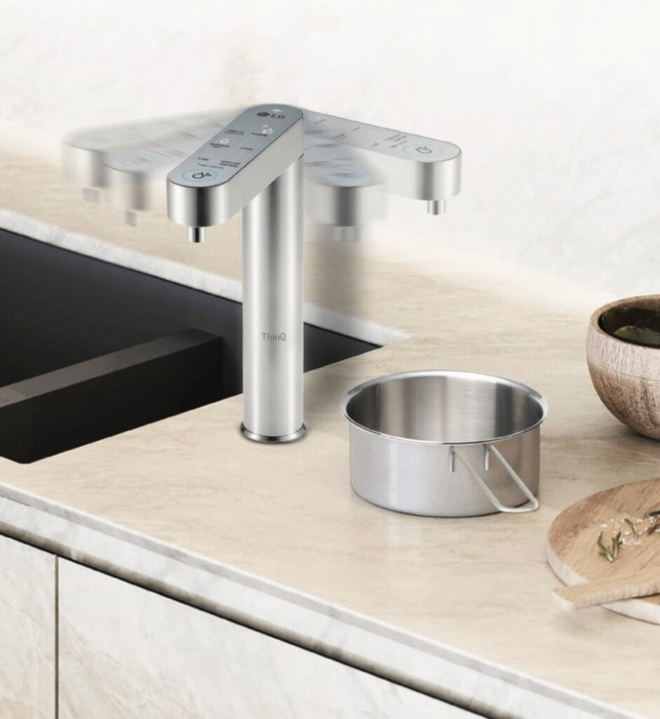 180° Swivel Water Outlet